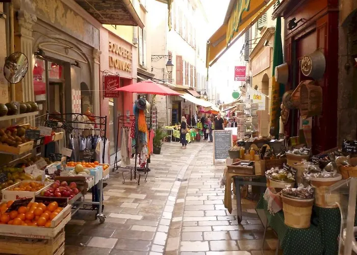 A 50 M De La Et Du Sentier Littoral * Hyères